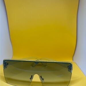 Stylish Green Oversized Sunglasses